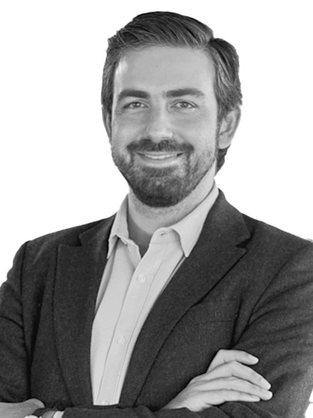Caetano de Bragança, JLL