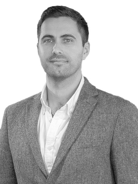Vitor Dias, JLL