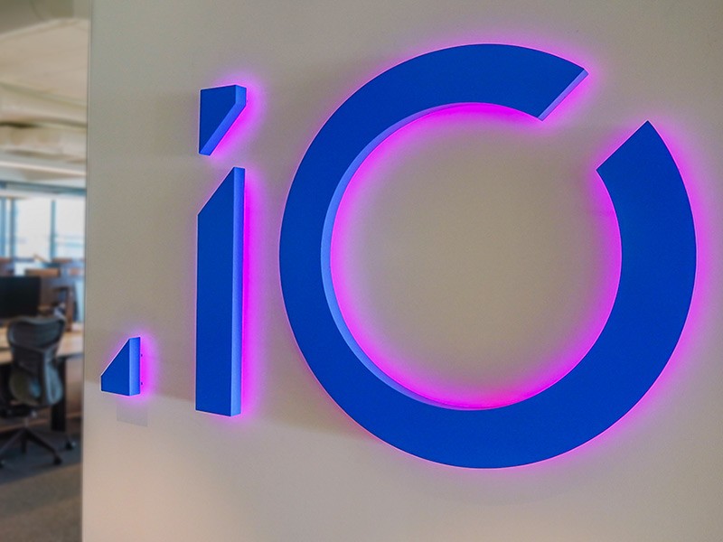 Mercedes Benz IO